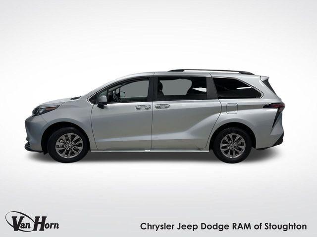 used 2024 Toyota Sienna car, priced at $44,910