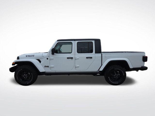 new 2025 Jeep Gladiator car, priced at $47,766