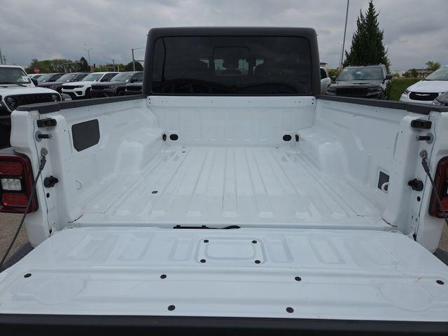 new 2025 Jeep Gladiator car, priced at $47,766