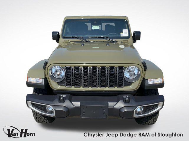 new 2025 Jeep Gladiator car, priced at $46,601