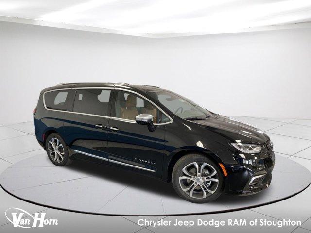 new 2024 Chrysler Pacifica car, priced at $49,989