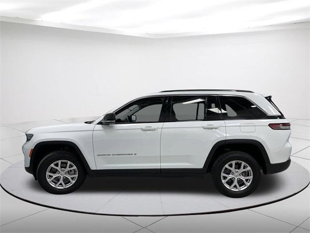 used 2022 Jeep Grand Cherokee car, priced at $35,458