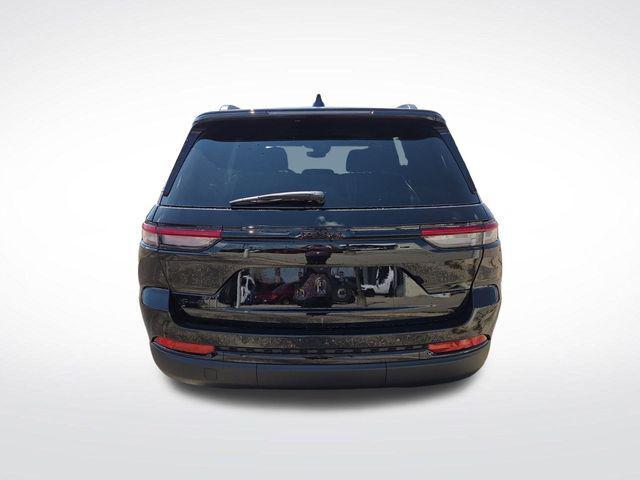 new 2025 Jeep Grand Cherokee car, priced at $43,287