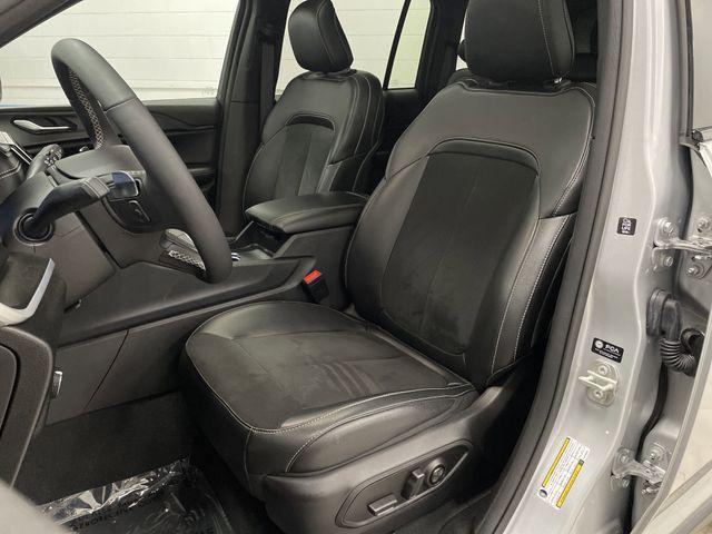 used 2024 Jeep Grand Cherokee car, priced at $34,995