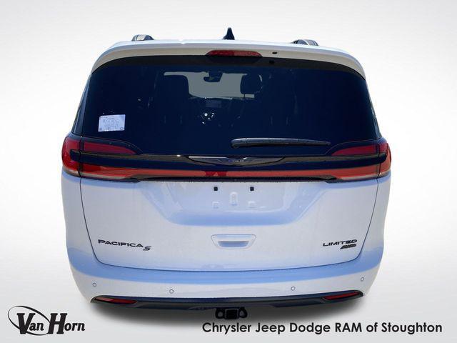 new 2025 Chrysler Pacifica car, priced at $55,823