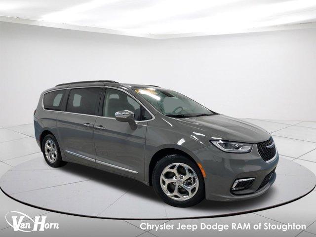 used 2022 Chrysler Pacifica car, priced at $29,862
