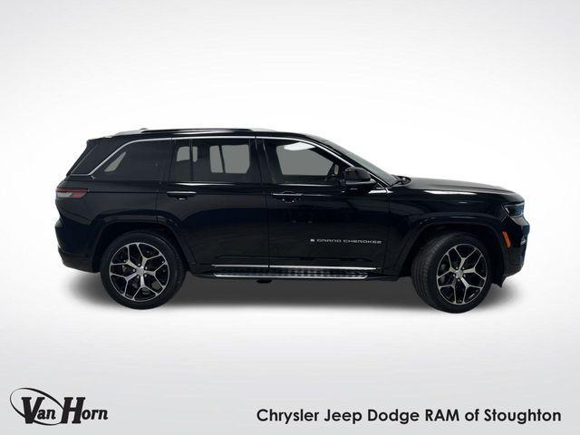 used 2022 Jeep Grand Cherokee car, priced at $42,720