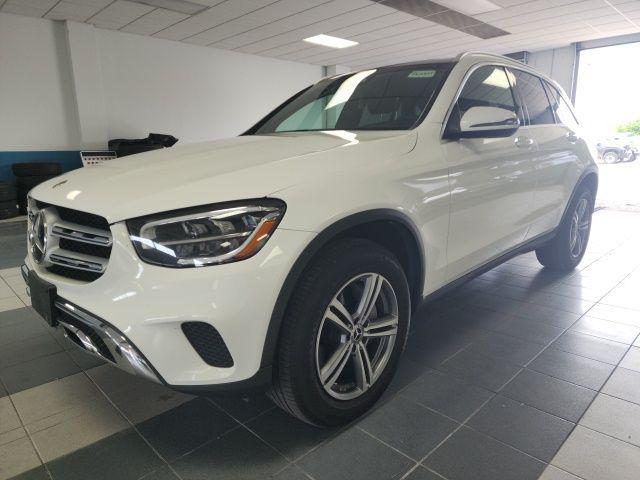 used 2020 Mercedes-Benz GLC 300 car, priced at $21,744
