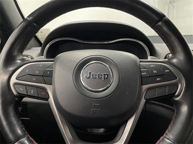 used 2020 Jeep Grand Cherokee car, priced at $23,998