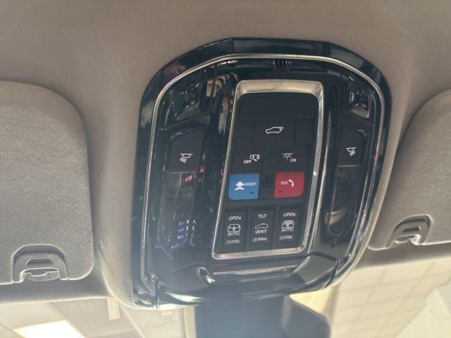 used 2022 Jeep Grand Wagoneer car, priced at $51,799