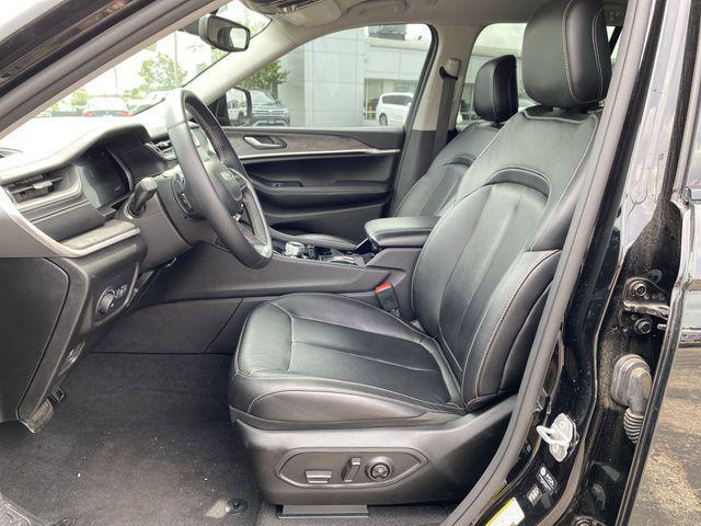 used 2022 Jeep Grand Cherokee car, priced at $33,711