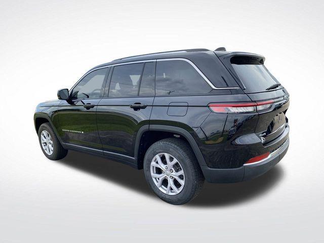 used 2022 Jeep Grand Cherokee car, priced at $31,718