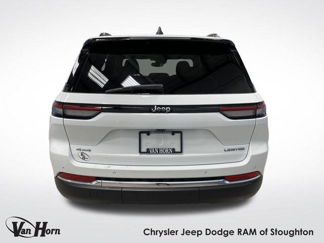 used 2024 Jeep Grand Cherokee car, priced at $39,754