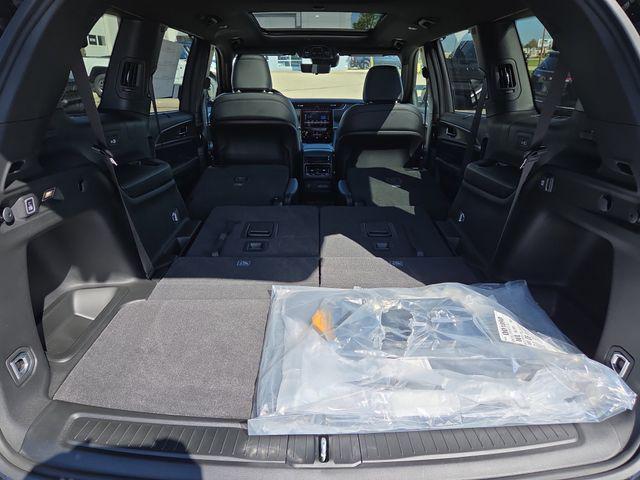 new 2025 Jeep Grand Cherokee L car, priced at $53,592