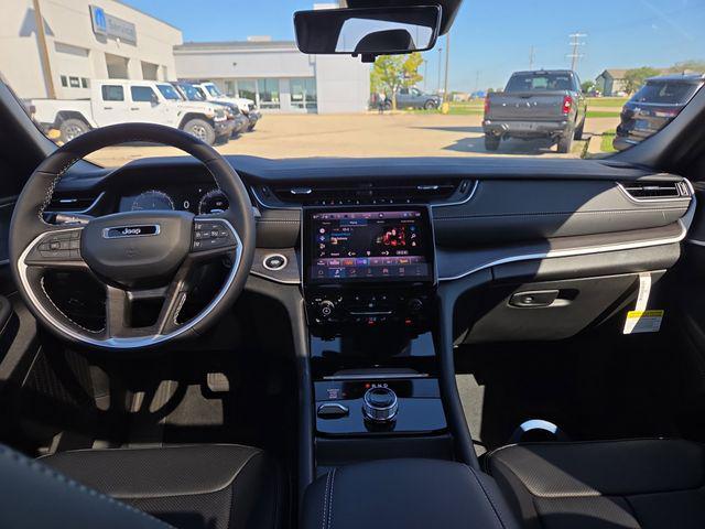 new 2025 Jeep Grand Cherokee L car, priced at $53,592