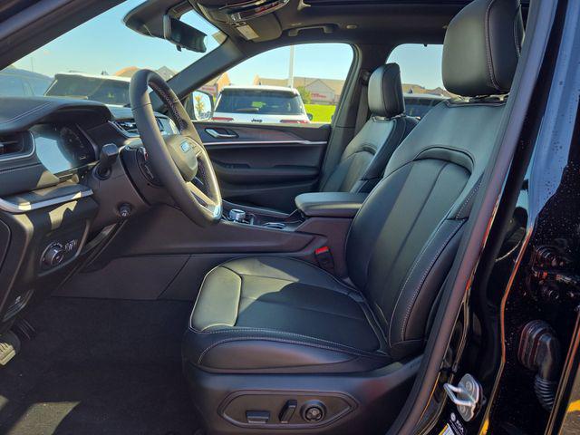 new 2025 Jeep Grand Cherokee L car, priced at $53,592