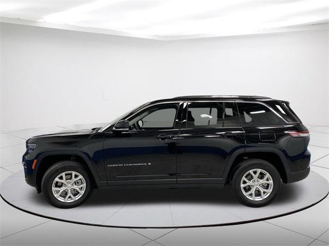 used 2023 Jeep Grand Cherokee car, priced at $34,999