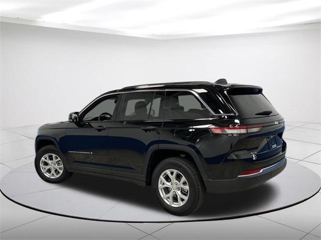 used 2023 Jeep Grand Cherokee car, priced at $34,999