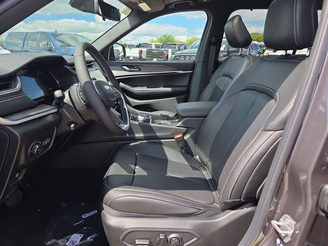 new 2025 Jeep Grand Cherokee L car, priced at $51,833