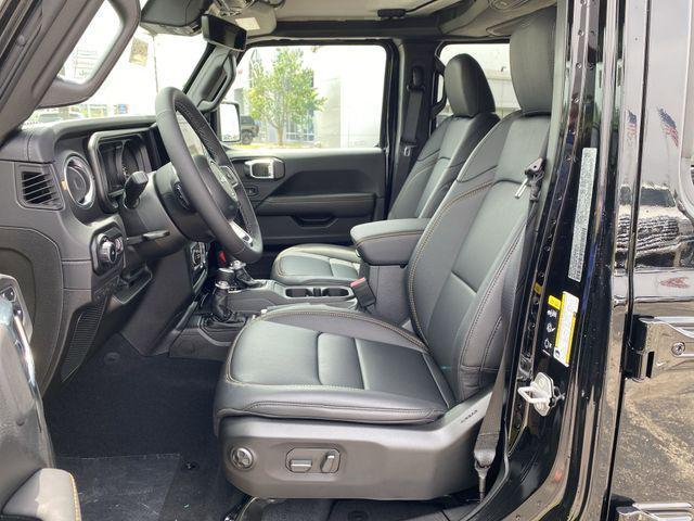 new 2025 Jeep Wrangler car, priced at $49,626