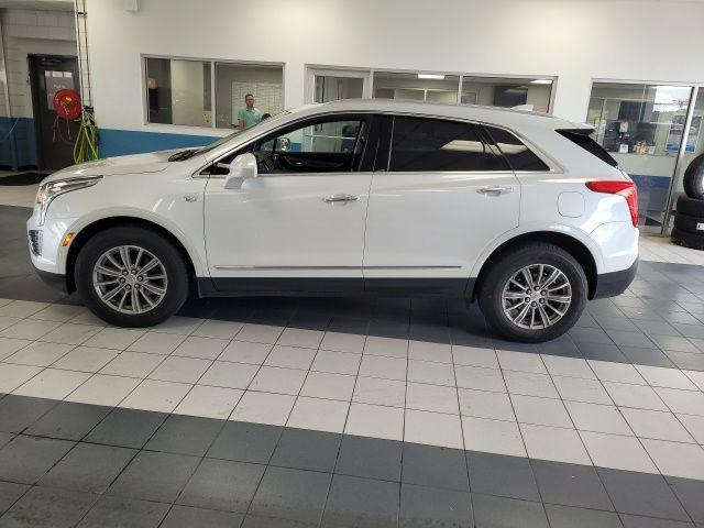 used 2017 Cadillac XT5 car, priced at $15,500
