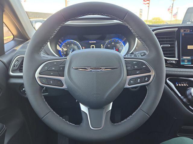 new 2026 Chrysler Pacifica car, priced at $44,651