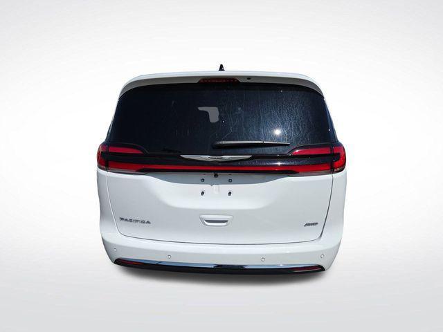 new 2026 Chrysler Pacifica car, priced at $44,651