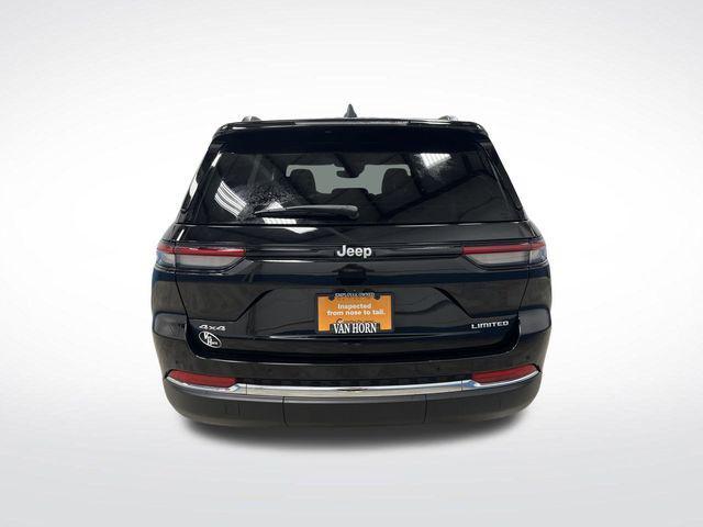 used 2024 Jeep Grand Cherokee car, priced at $40,380