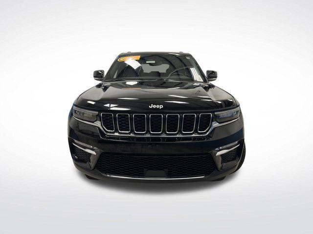 used 2024 Jeep Grand Cherokee car, priced at $40,380