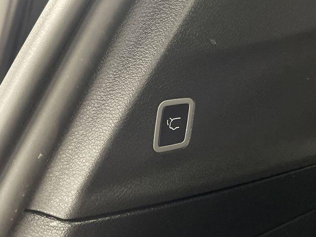 used 2024 Chrysler Pacifica car, priced at $39,058