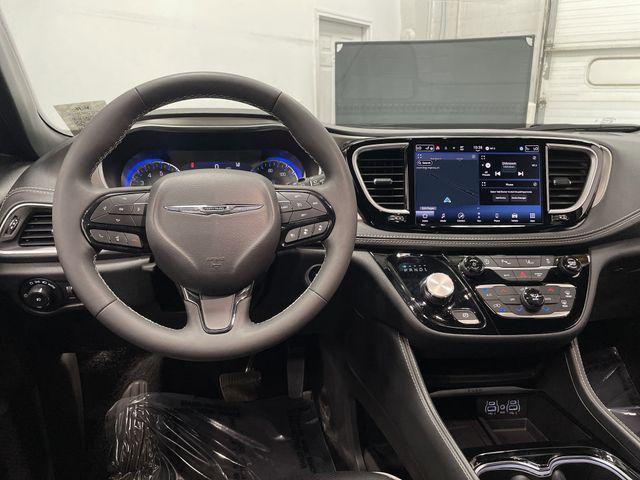 used 2024 Chrysler Pacifica car, priced at $39,058