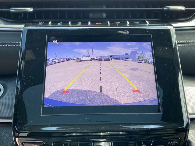 new 2025 Jeep Grand Cherokee car, priced at $43,476