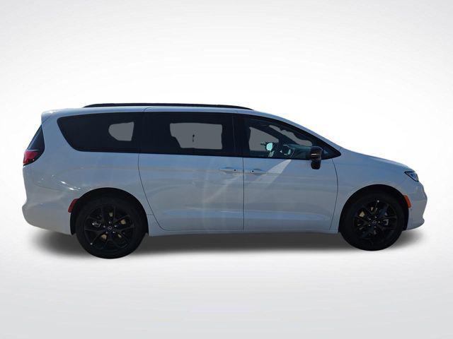 new 2026 Chrysler Pacifica car, priced at $56,850