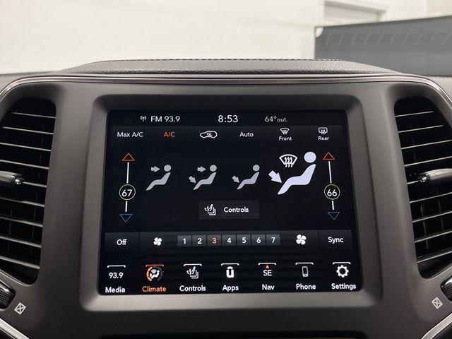 used 2023 Jeep Cherokee car, priced at $24,990