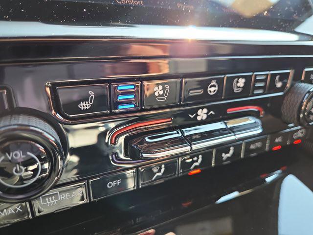 new 2025 Jeep Grand Cherokee L car, priced at $49,462