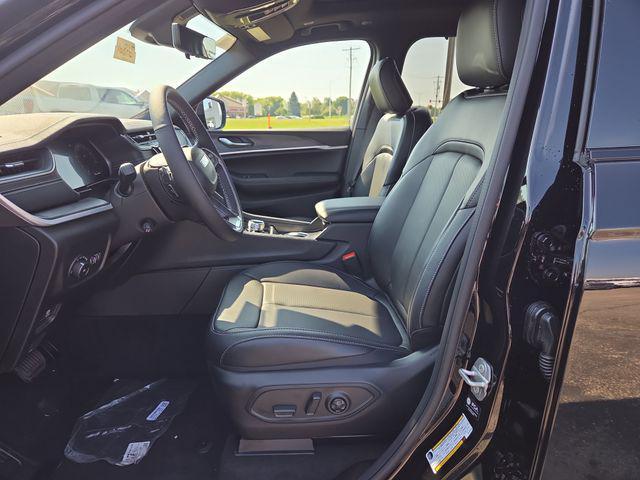 new 2025 Jeep Grand Cherokee L car, priced at $49,462