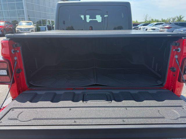 used 2024 Jeep Gladiator car