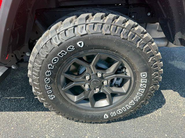 used 2024 Jeep Gladiator car