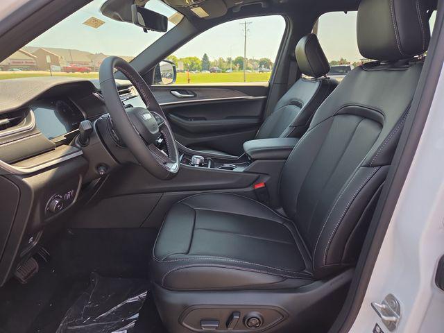 new 2025 Jeep Grand Cherokee L car, priced at $50,928