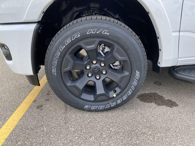 new 2025 Ram 1500 car, priced at $52,000