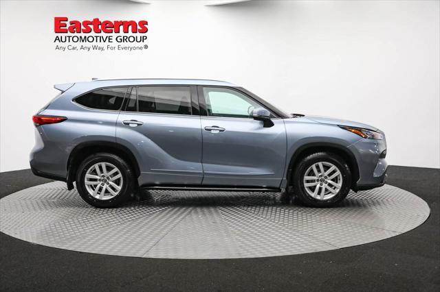 used 2020 Toyota Highlander car, priced at $30,850