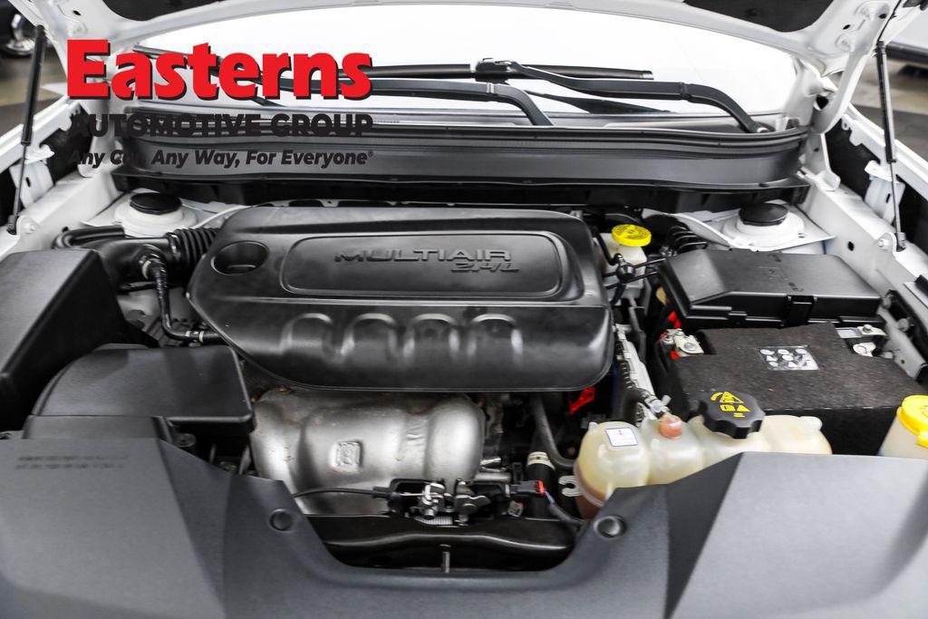 used 2021 Jeep Cherokee car, priced at $18,850