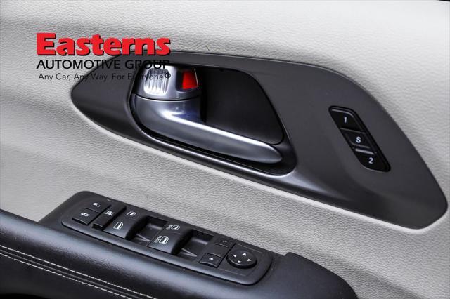 used 2023 Chrysler Pacifica car, priced at $23,475