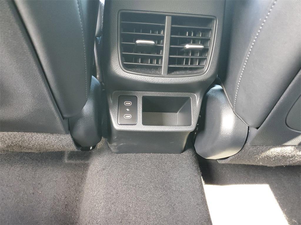 used 2025 Kia Seltos car, priced at $21,777