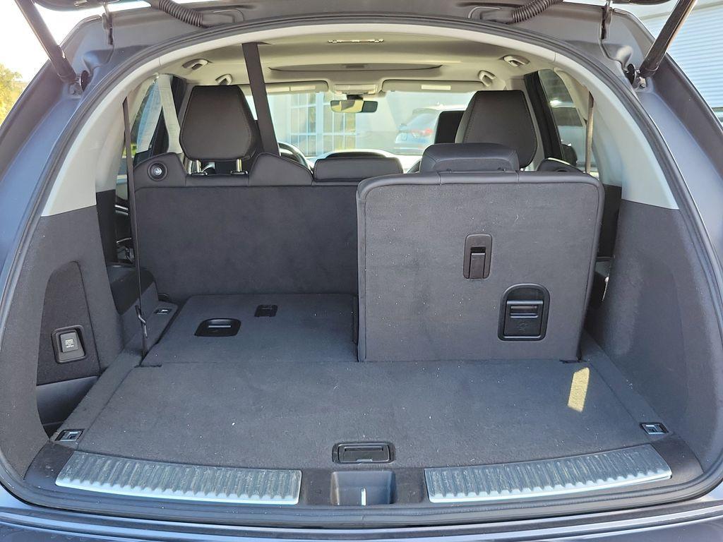 used 2020 Acura MDX car, priced at $23,333