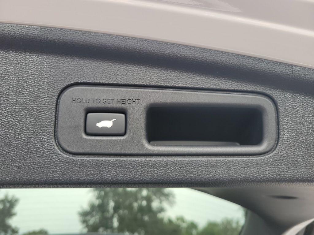 new 2026 Acura MDX car, priced at $70,850