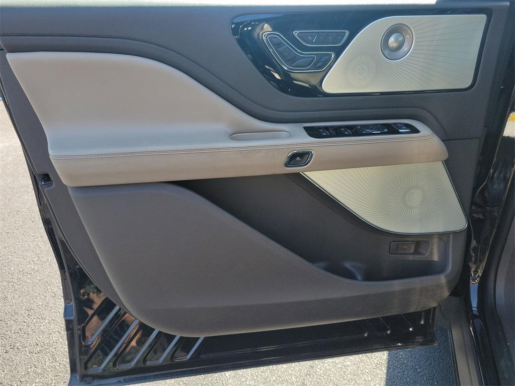 used 2020 Lincoln Aviator car, priced at $28,898