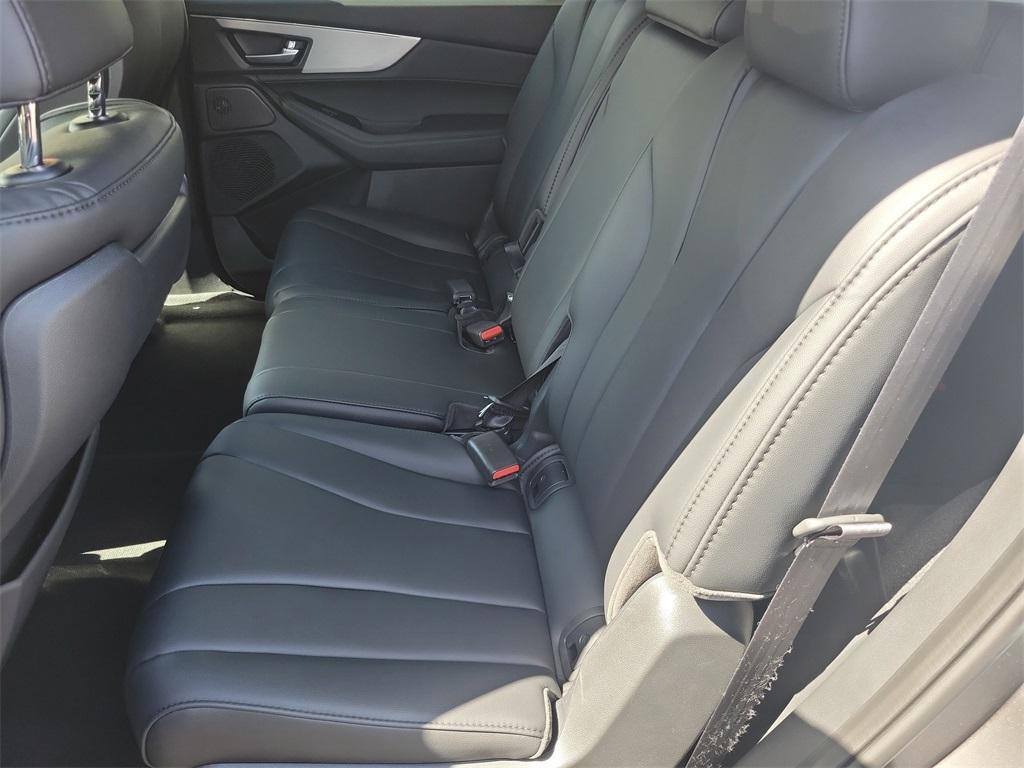 used 2025 Acura MDX car, priced at $48,119