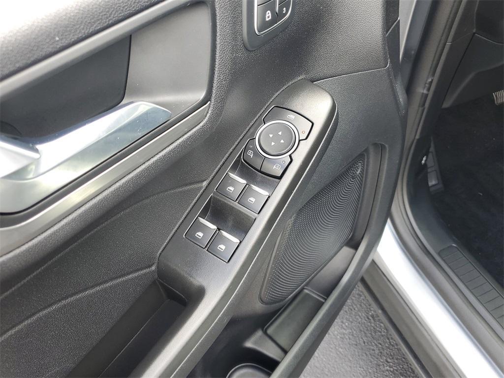 used 2022 Ford Escape car, priced at $23,899