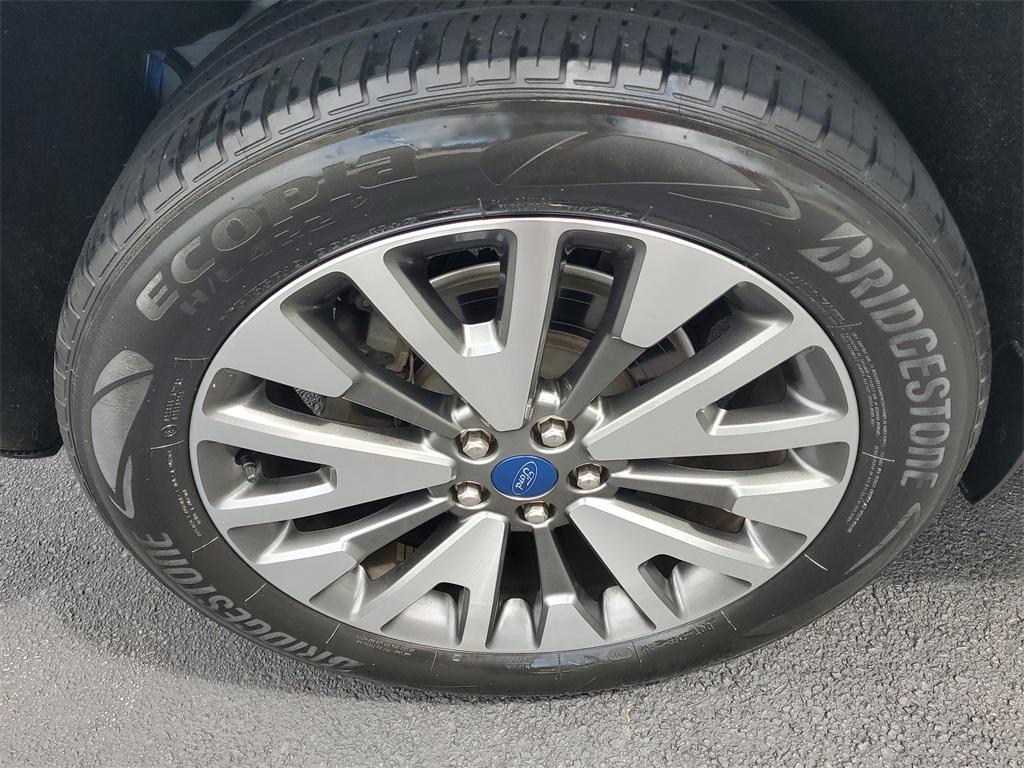 used 2022 Ford Escape car, priced at $23,899